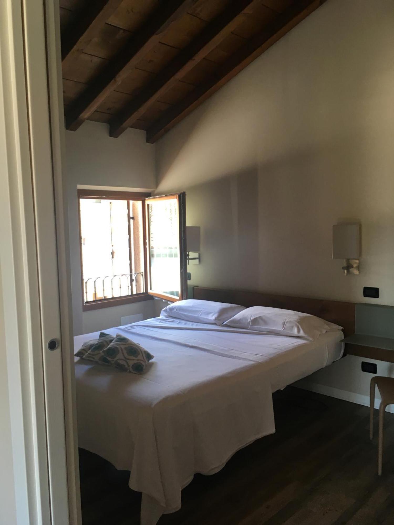 Corte San Luca Apartments Bardolino Eksteriør bilde