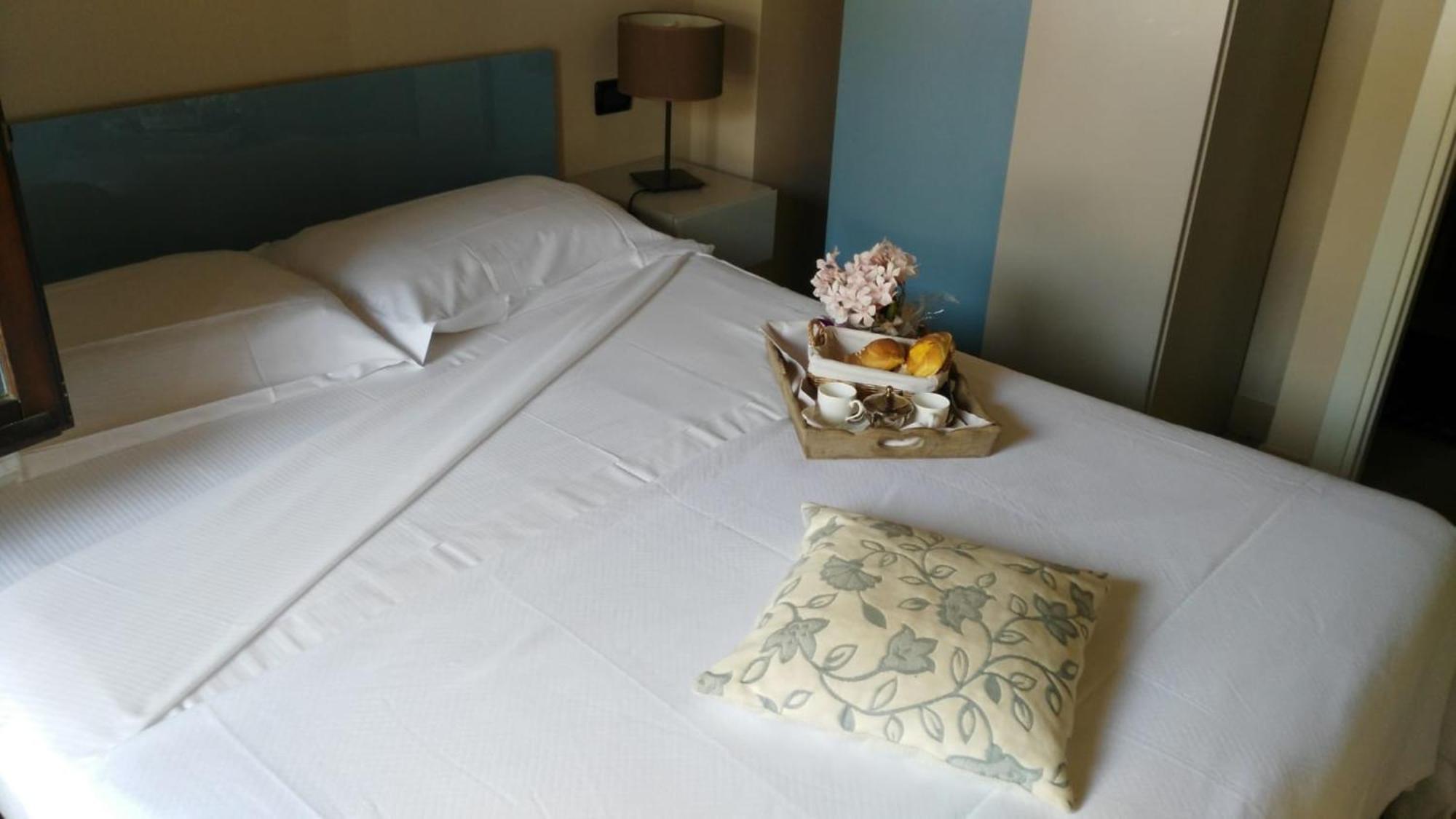 Corte San Luca Apartments Bardolino Rom bilde